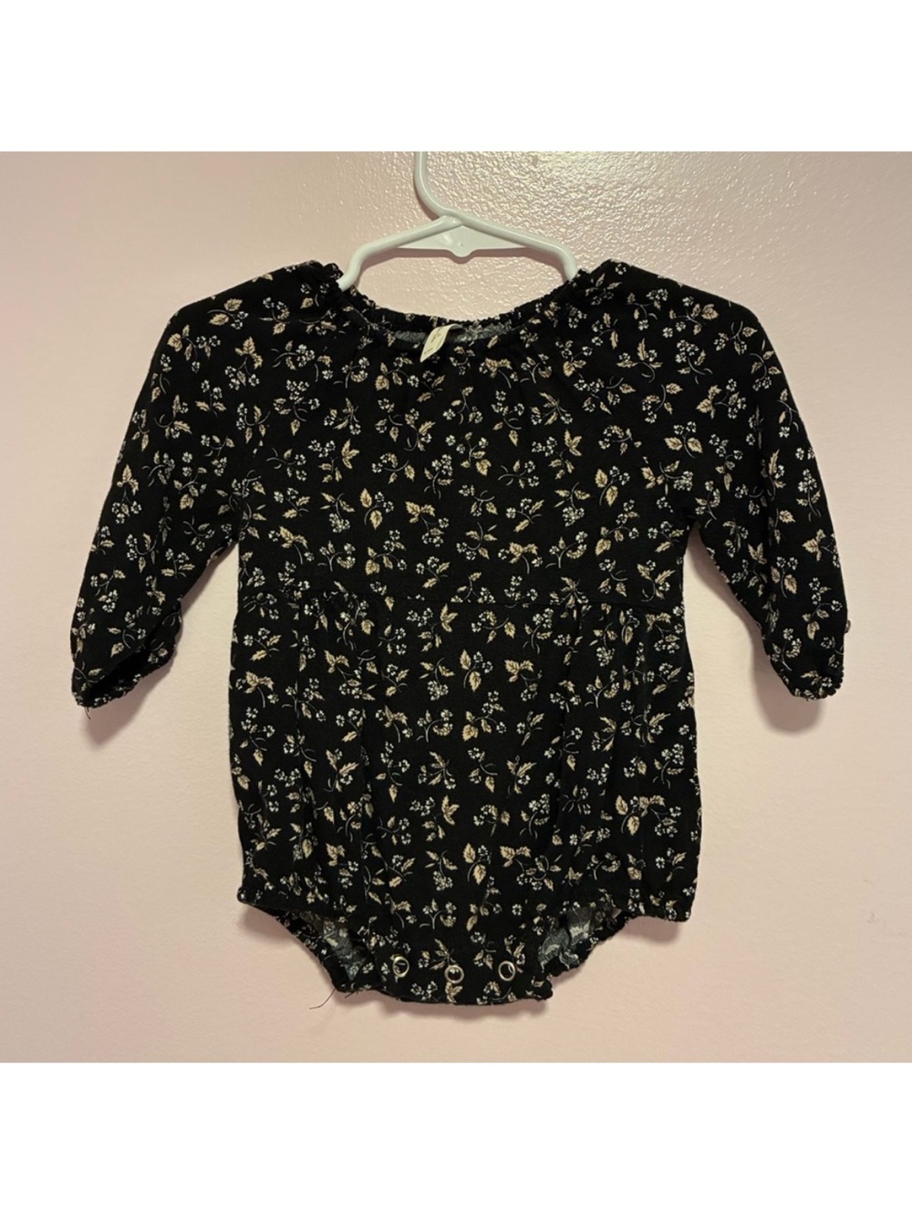 Rylee + Cru Black Floral Bubble Romper Sz 3-6 Mo